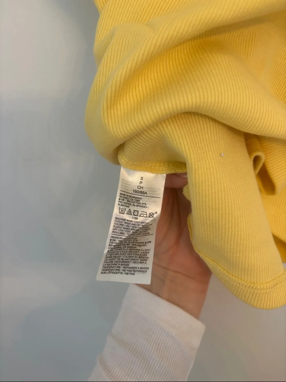 Old Navy Yellow Cropped Tank Top Size Small NWT - Picture 4 of 4